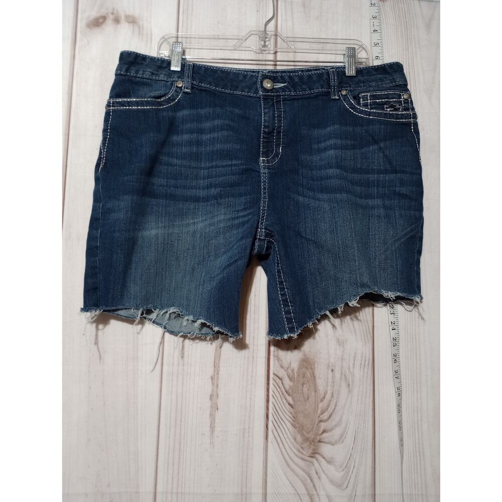 Harley-Davidson Shorts Womens Petite 18 Blue Denim Embroidered Angel Wings Biker